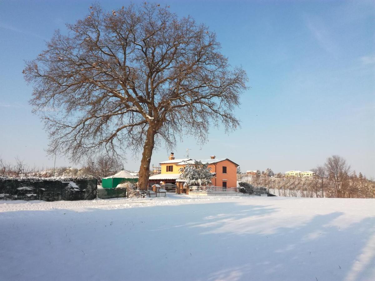 Country Rooms & Suite La Quercia Coriano Esterno foto